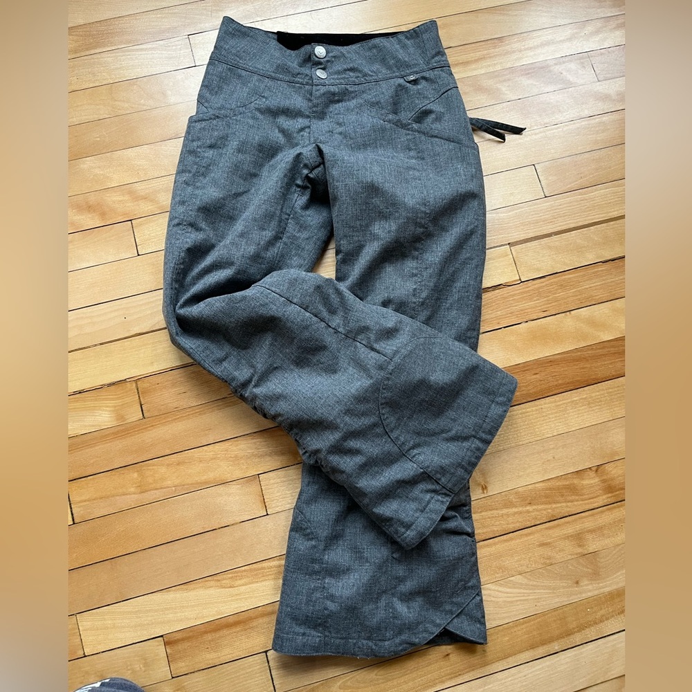Obermeyer girls size 8 ski or snow pant
